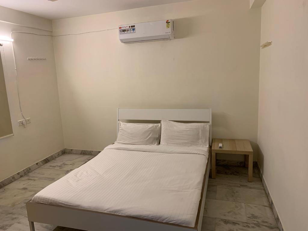 Studio Stay By White Fields Hitec City, Hyderabad Kondapur  Eksteriør bilde